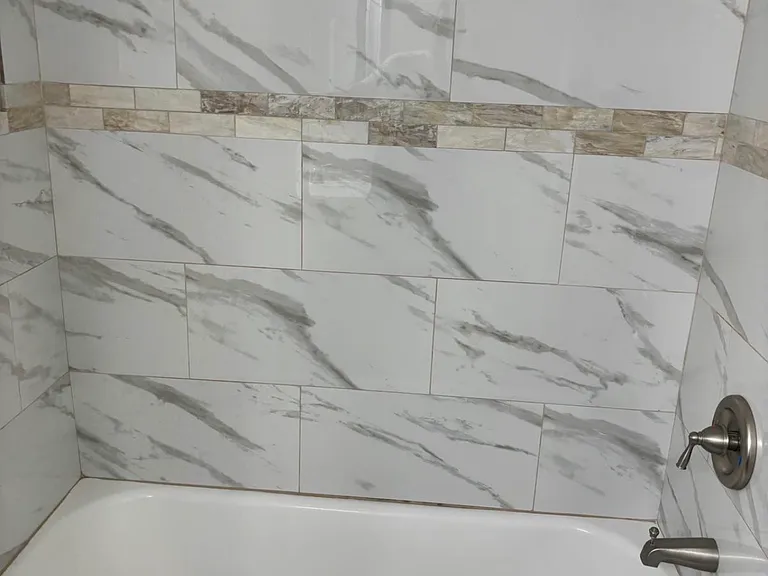 660 Royalty Ct — Photo 4