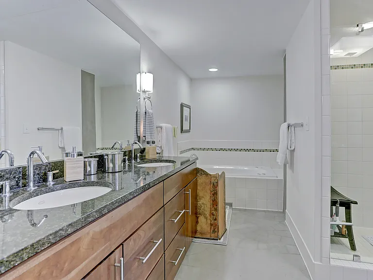 800 Brazos St #1107 — Photo 15