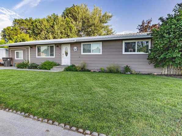 714 Marion Dr, Homedale, ID 83628
