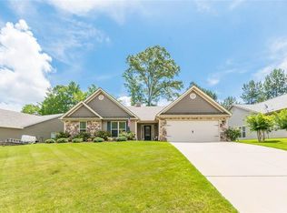 2816 S Port Dr, Bethlehem, GA 30620