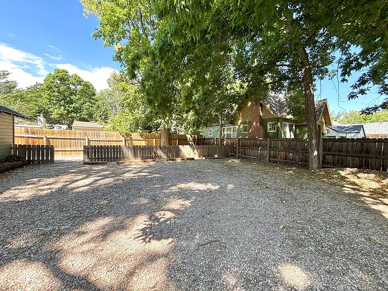 700 W Myrtle St #A — Photo 16