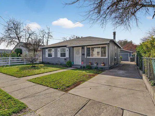 105 Yosemite St, Roseville, CA 95678