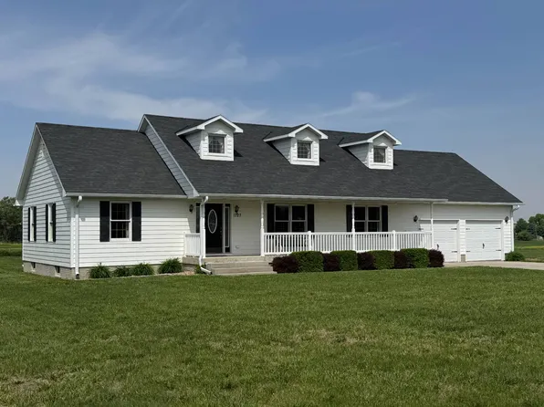 1727 1st St, Aurora, NE 68818