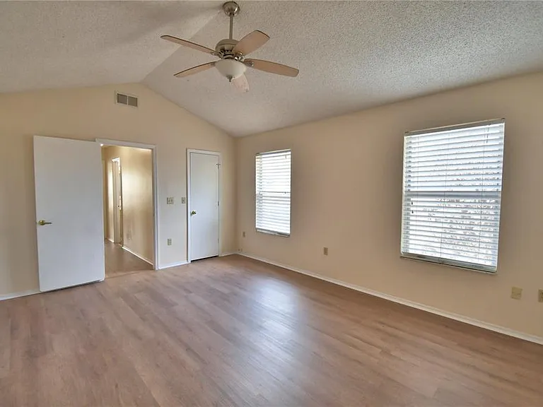 11701 Minto Ct — Photo 30