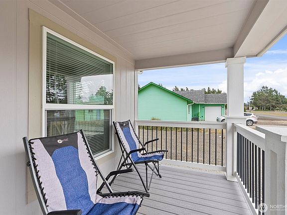 5th image of 130 Pacific Boulevard NW