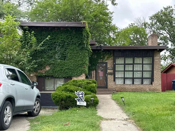 1127 Nichols Ln, Maywood, IL 60153