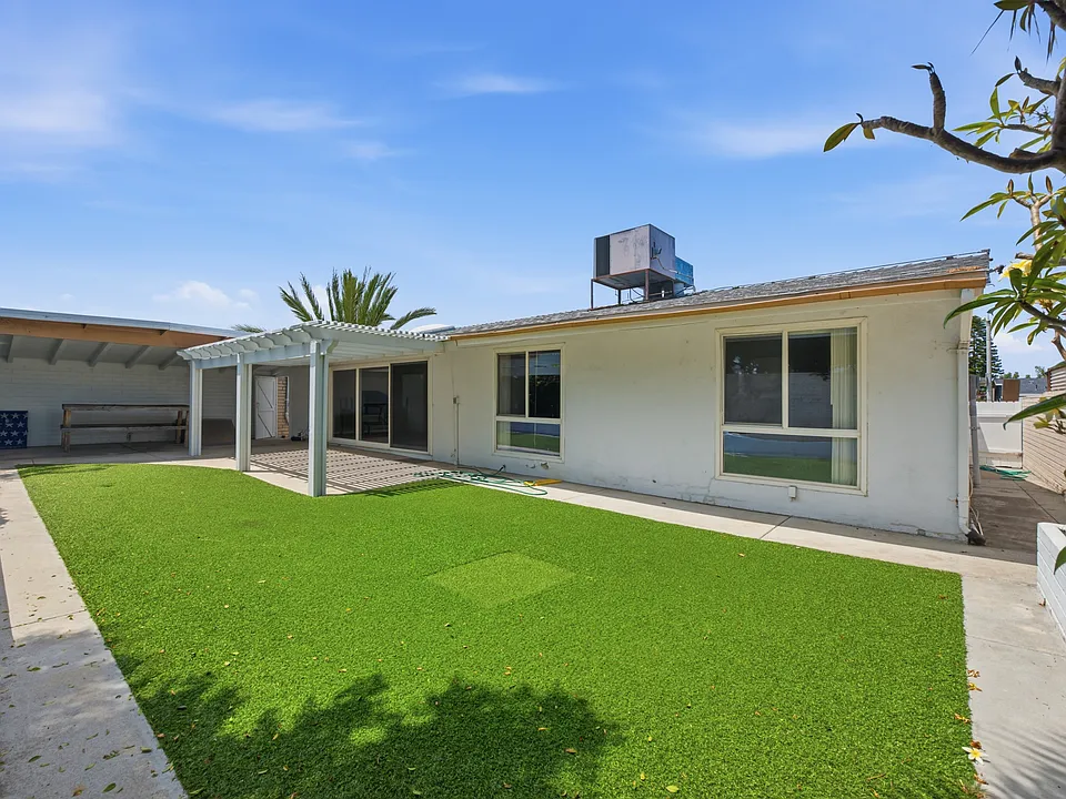 5231 Remington Rd