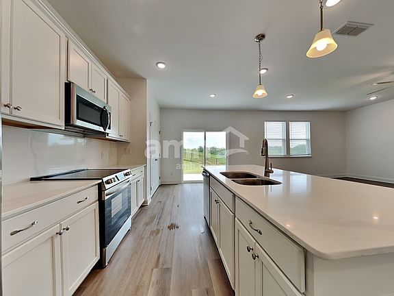 4th image of 205 Gershon Way