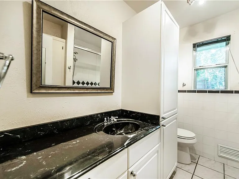 7521 Brentcove Cir — Photo 8