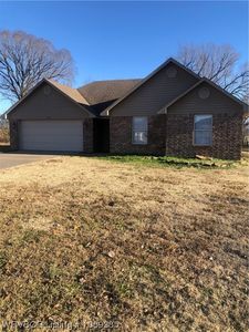 1523 Cherokee Rock Rd, Muldrow, OK, 74948