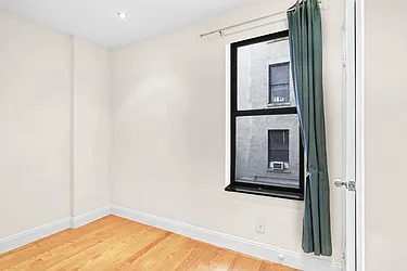Rented by REZI