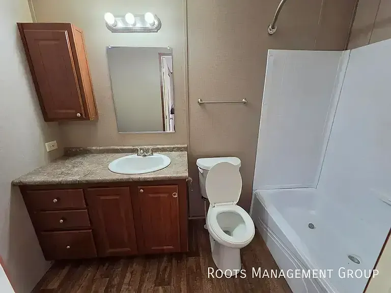 320 Rae St #99 — Photo 8