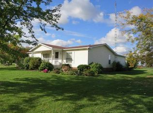 6525 June Rd NW, Waynesburg, OH 44688