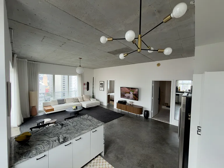 206 NE 2nd St #1213 — Photo 16