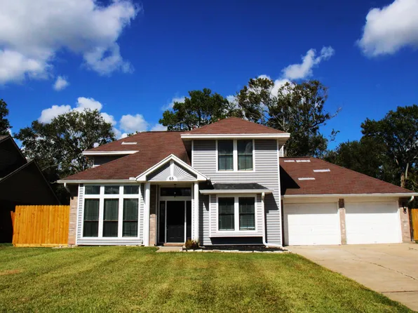 65 S Calla Lily Ct, Lake Jackson, TX 77566