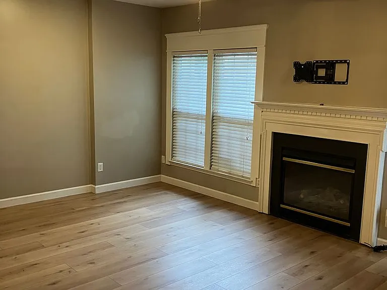 17730 Delmas Dr — Photo 10