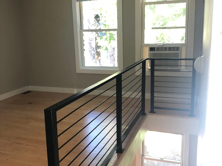1237 Elder Ave #10 — Photo 11