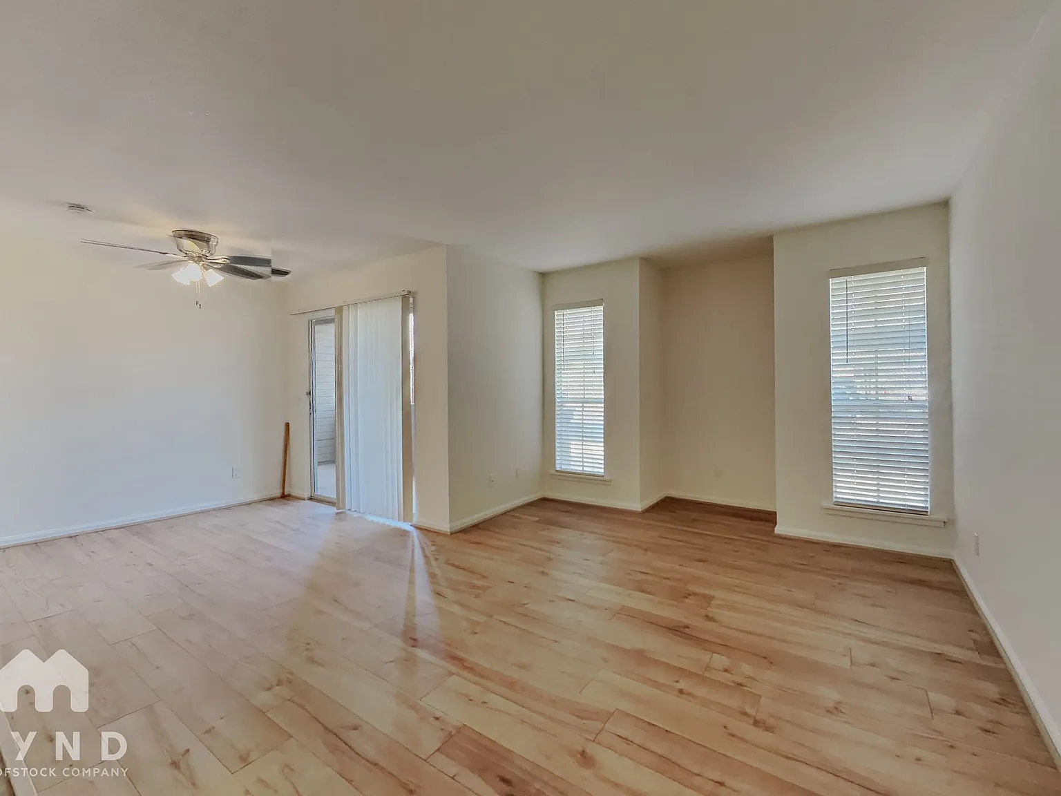 1 bed, 1.0 bath, 693 sqft, $1,205 — Photo 3