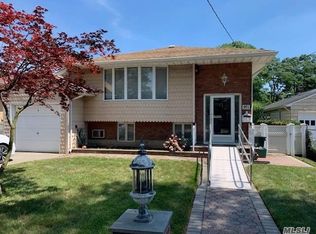 971 Merrick Ave, Merrick, NY 11566