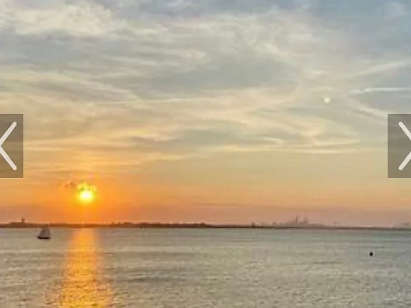 129 Beach 118th St, Far Rockaway, NY 11694