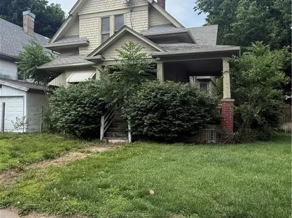 1105 Commercial St, Atchison, KS 66002