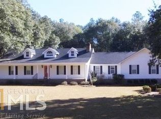 23 Plantation Dr, Swainsboro, GA 30401