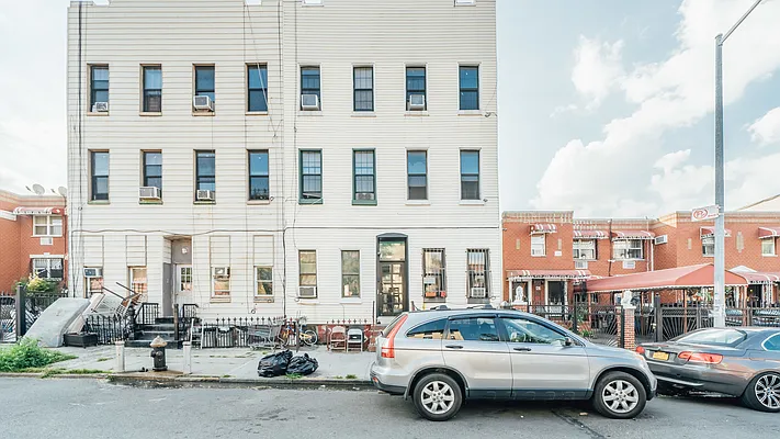 Rented by Nooklyn NYC LLC | media 29