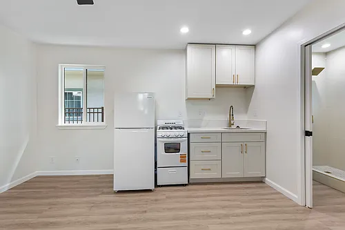 1861 Kapiolani Blvd #E Photo 1