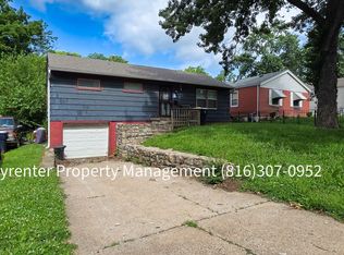 6626 College Ave, Kansas City, MO 64132