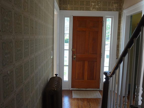 5th image of 1385 W Michigan Ave APT 1