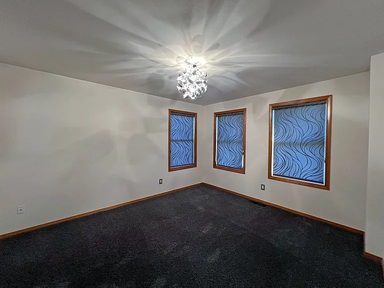 7512 Leif Ericson Dr — Photo 7