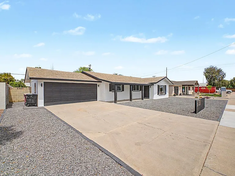 8730 E Rancho Vista Dr — Photo 3