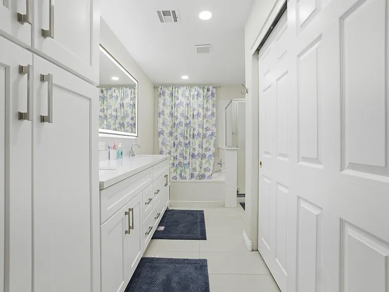 1301 Mount Hamilton Ct — Photo 5