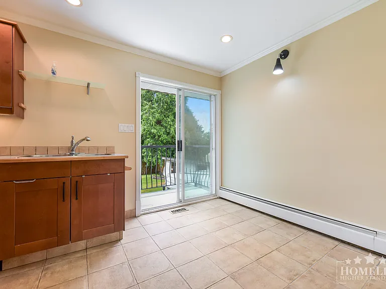 13900 Blackburn Ave #HOUSE — Photo 9