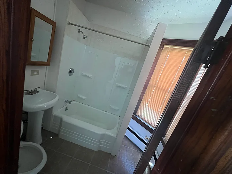20 Bunn St #2 — Photo 5
