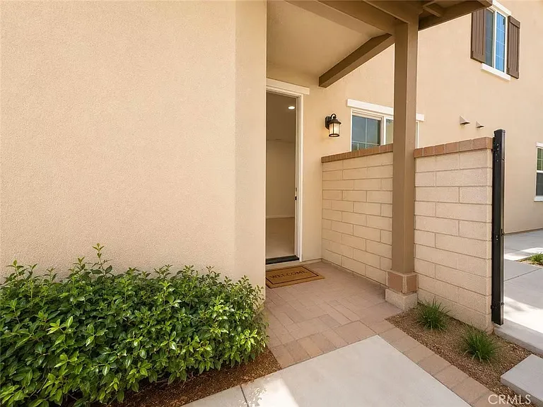 13345 Eaglebluff Ln — Photo 3