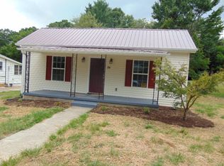 24 Elizabeth St, Danville, VA 24541