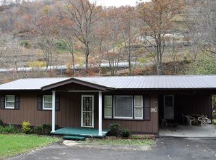 919 Beaver Creek Rd, Elkhorn City, KY 41522