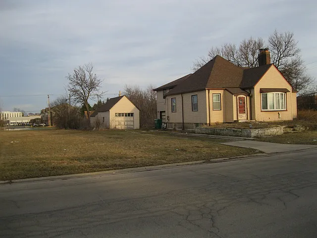 10157 S Wallace St photo 1