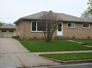 3269 S 85th St, Milwaukee, WI 53227