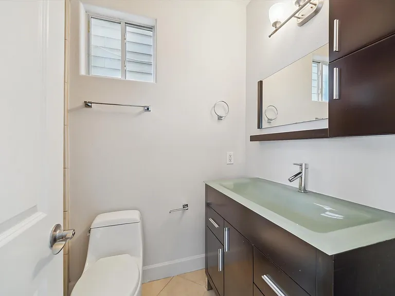 3041 Clinton Dr — Photo 6