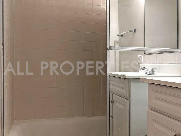 1200 N Emerson St #204 — Photo 25