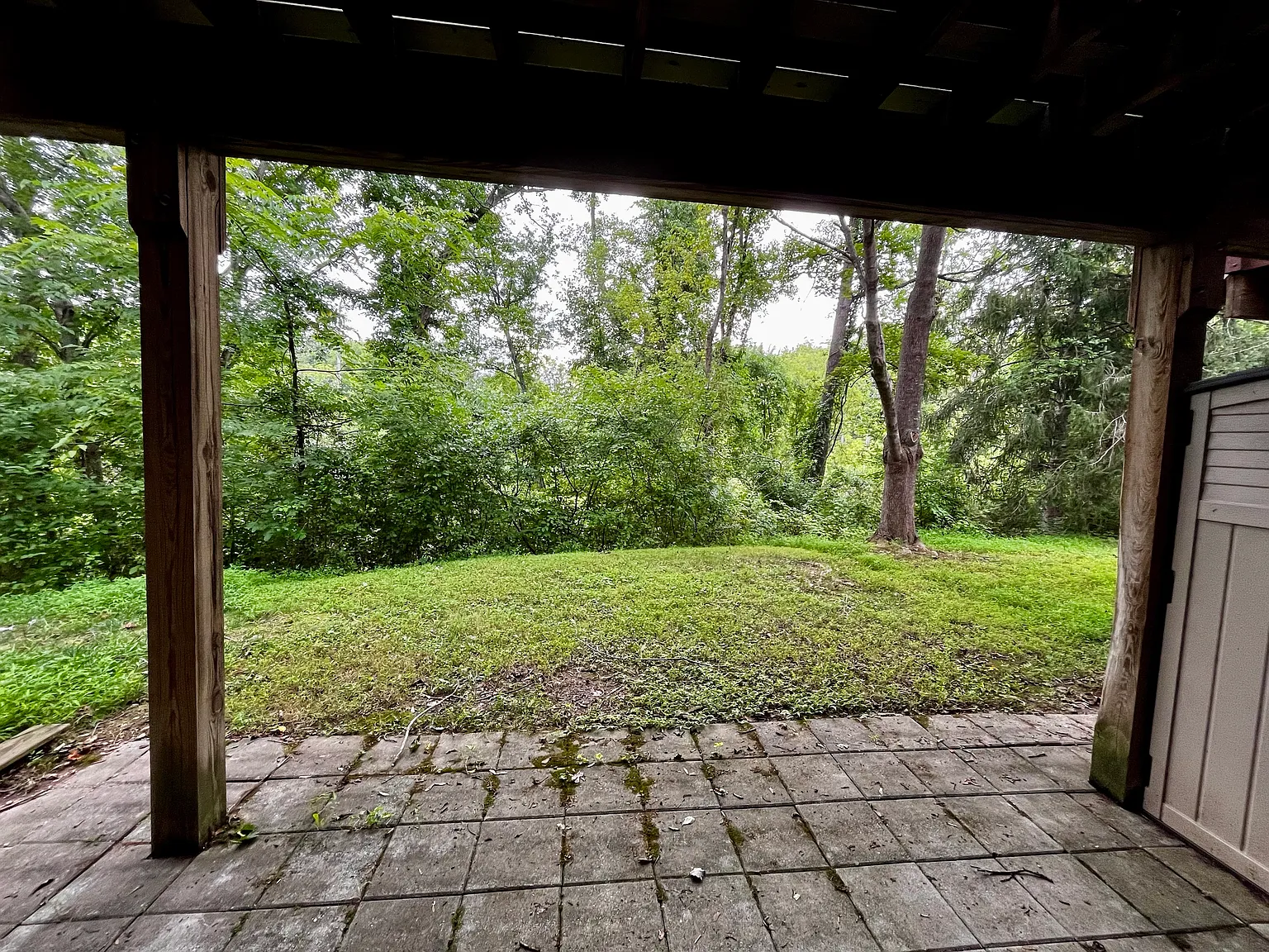 3 bed, 2049 sqft, $2,900 — Photo 3