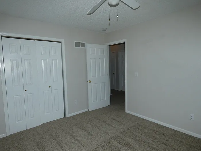 833 Spring Ct — Photo 9