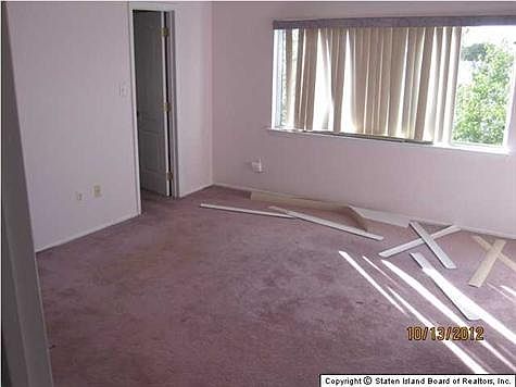 5th image of 32 Latourette Ln