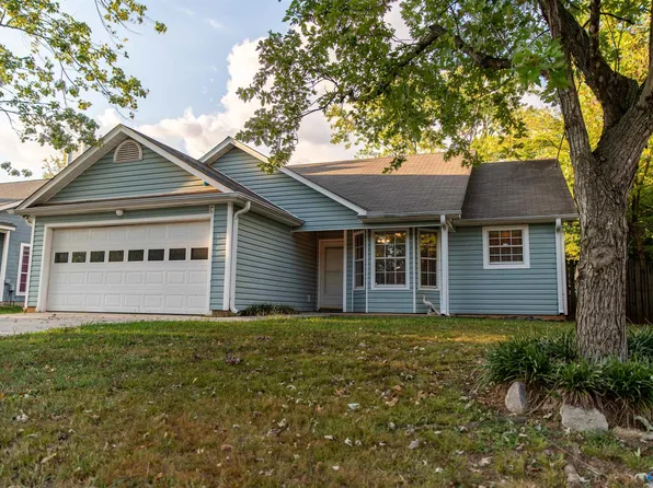 2526 Bonnie Oaks Dr SW, Huntsville, AL 35803