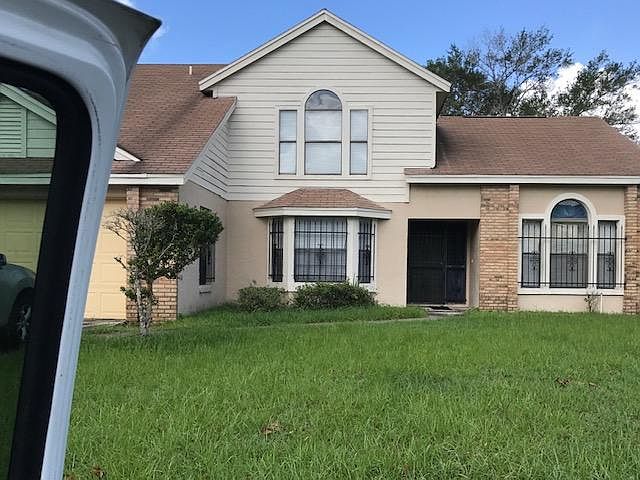 2nd image of 3377 Hillmont Cir