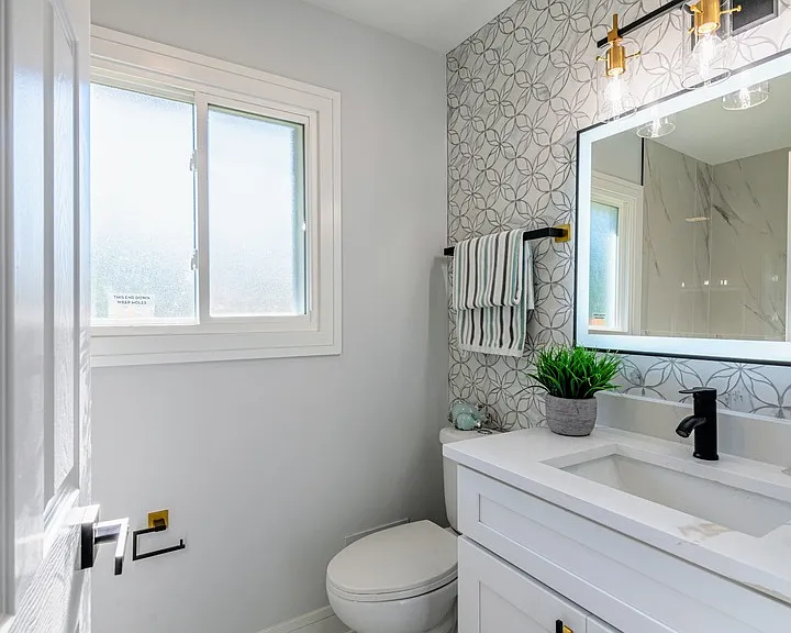 380 Ventura Club Dr — Photo 17