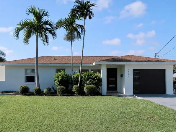 9484 Treasure Ln NE, Saint Petersburg, FL 33702