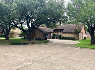3027 Fontana Dr, Houston, TX 77043